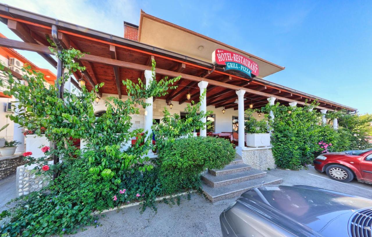 Hotel Trogirski Dvori Zewnętrze zdjęcie