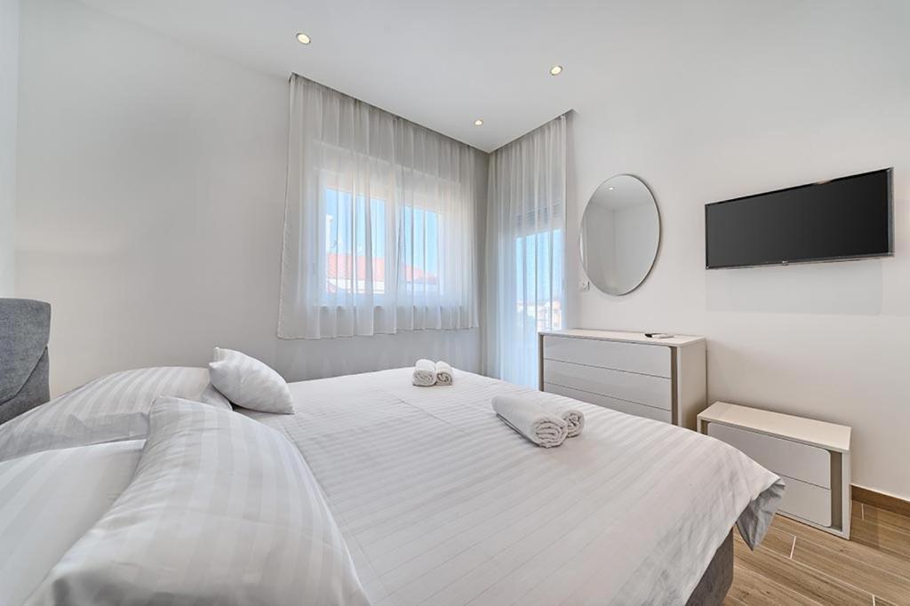 Hotel Trogirski Dvori Zewnętrze zdjęcie